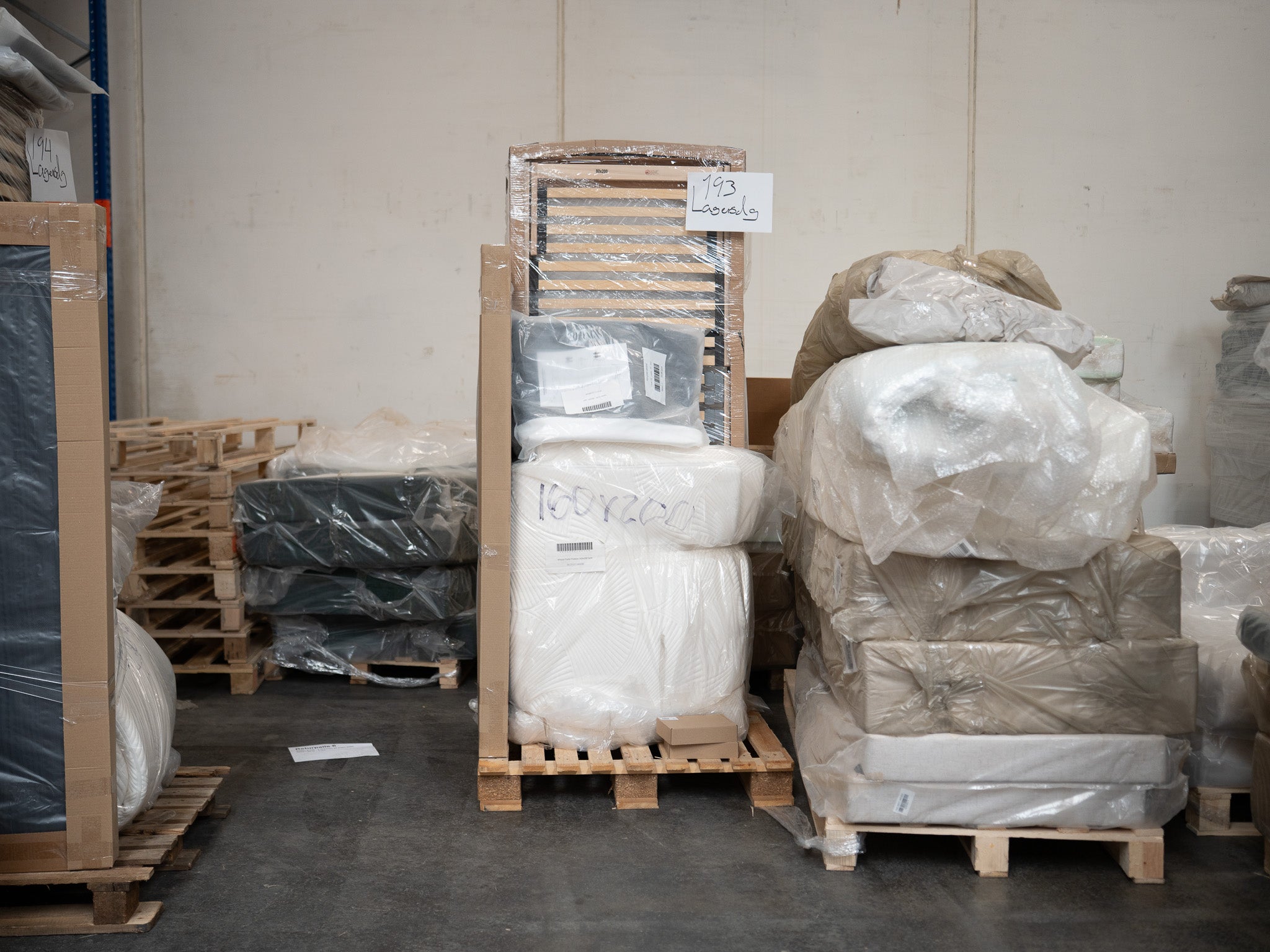 Jupiter elevation 160x200 sort