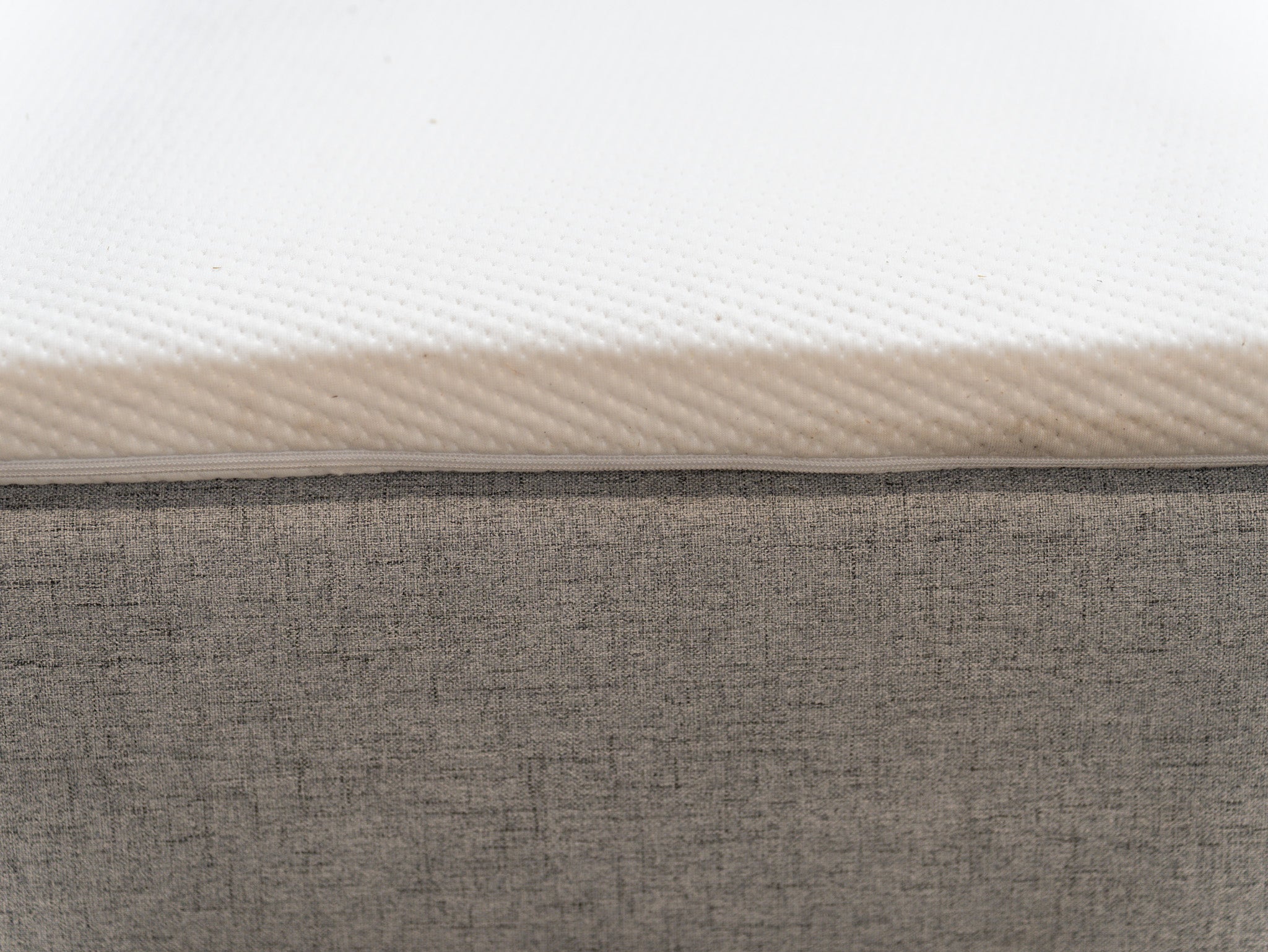 Boksmadras 80x200 grå