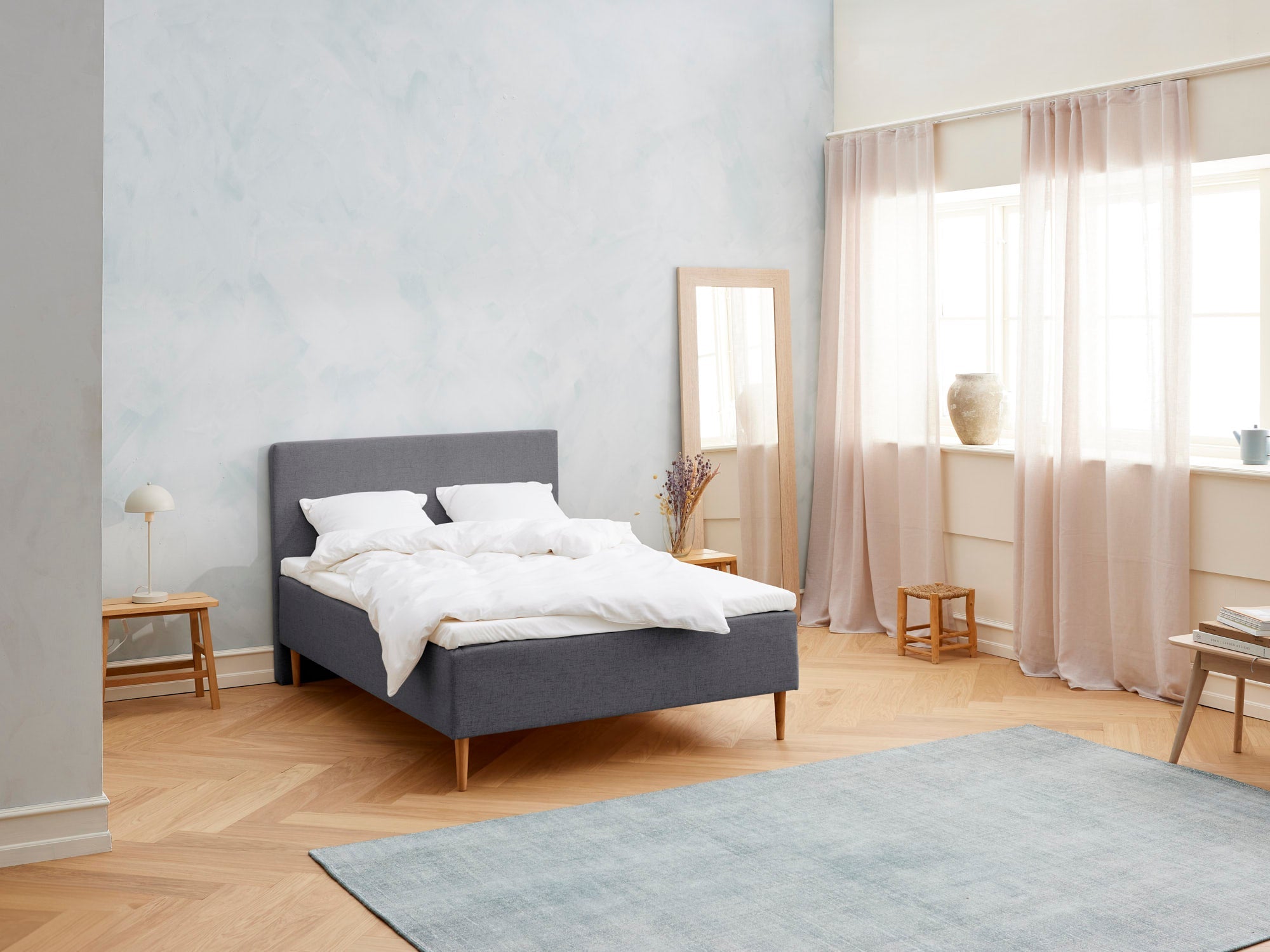 Majestæt - Kølende | Boxmadras (Antracit) 120x200 cm.