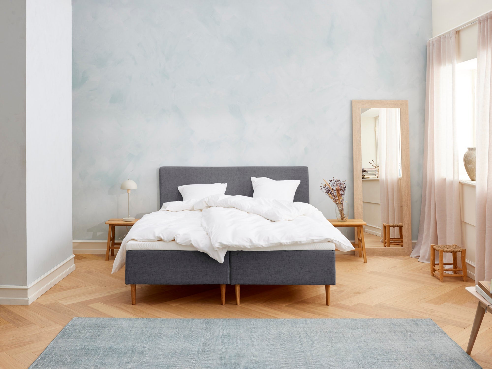 Majestæt - Kølende | Boxmadras (Antracit) 180x210 cm.