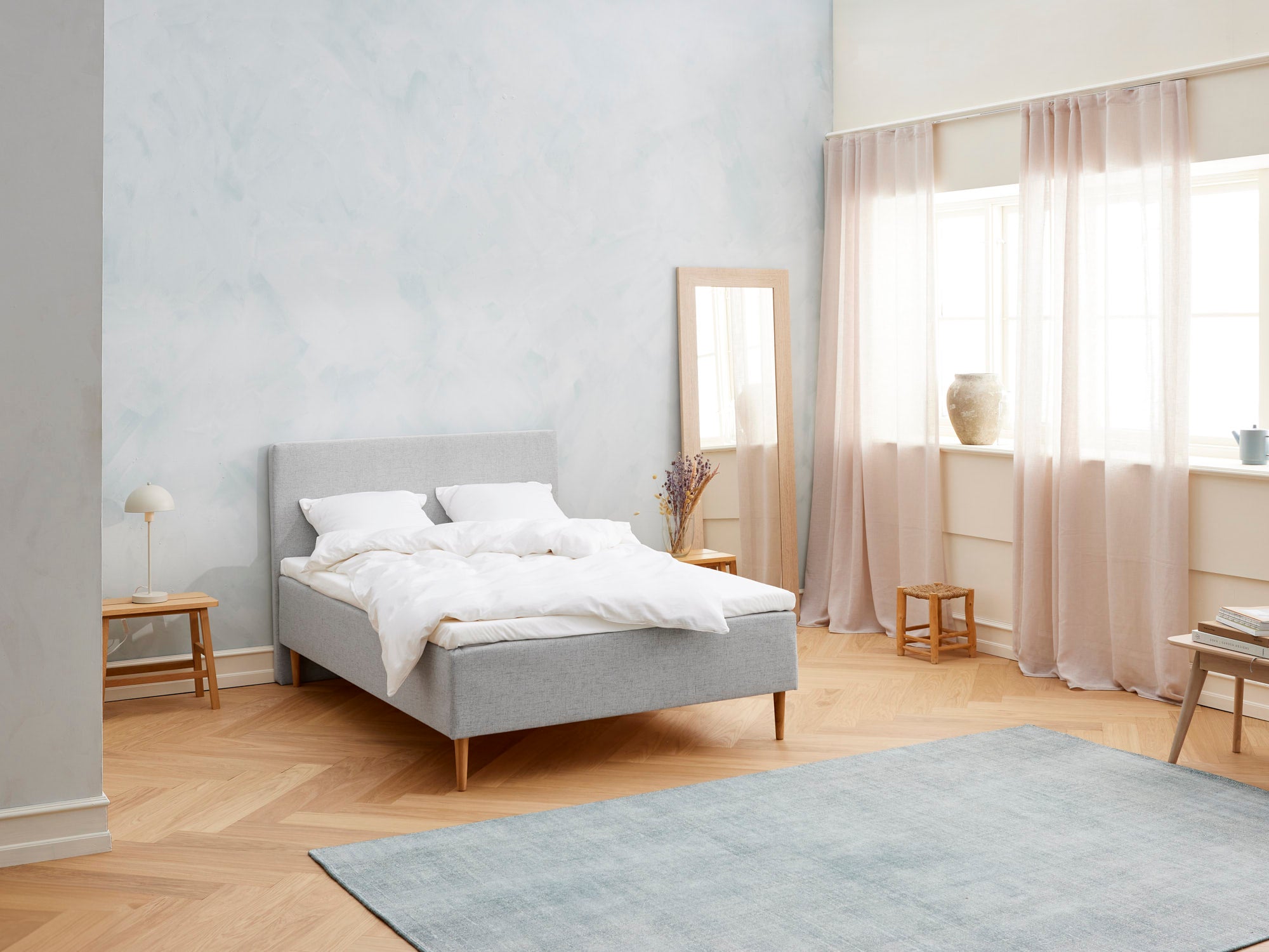 Majestæt - Kølende | Boxmadras (Lysegrå) 120x200 cm.