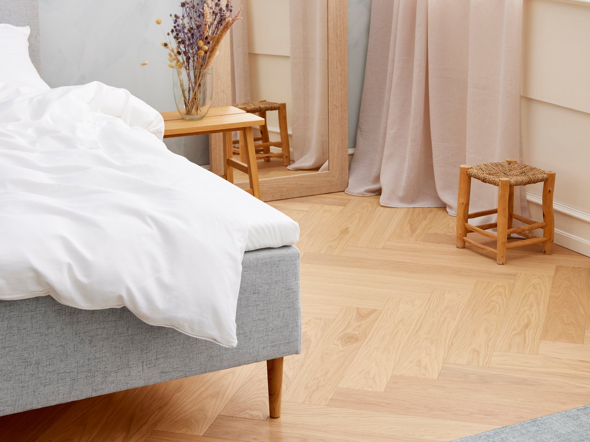 Majestæt - Kølende | Boxmadras (Lysegrå) 105x210 cm.