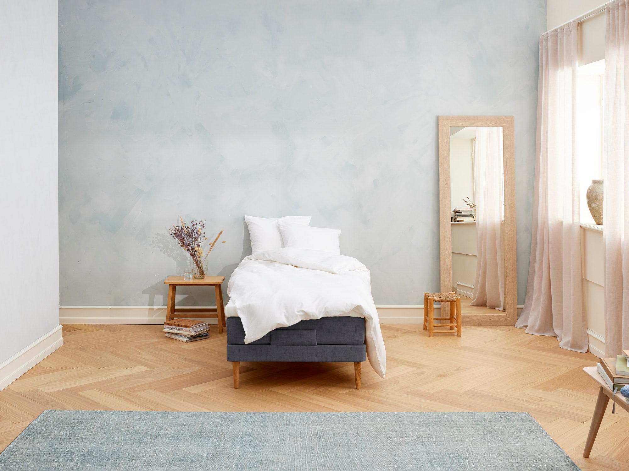 Majestæt - Kølende | Elevation (Antracit) 90x200 cm.