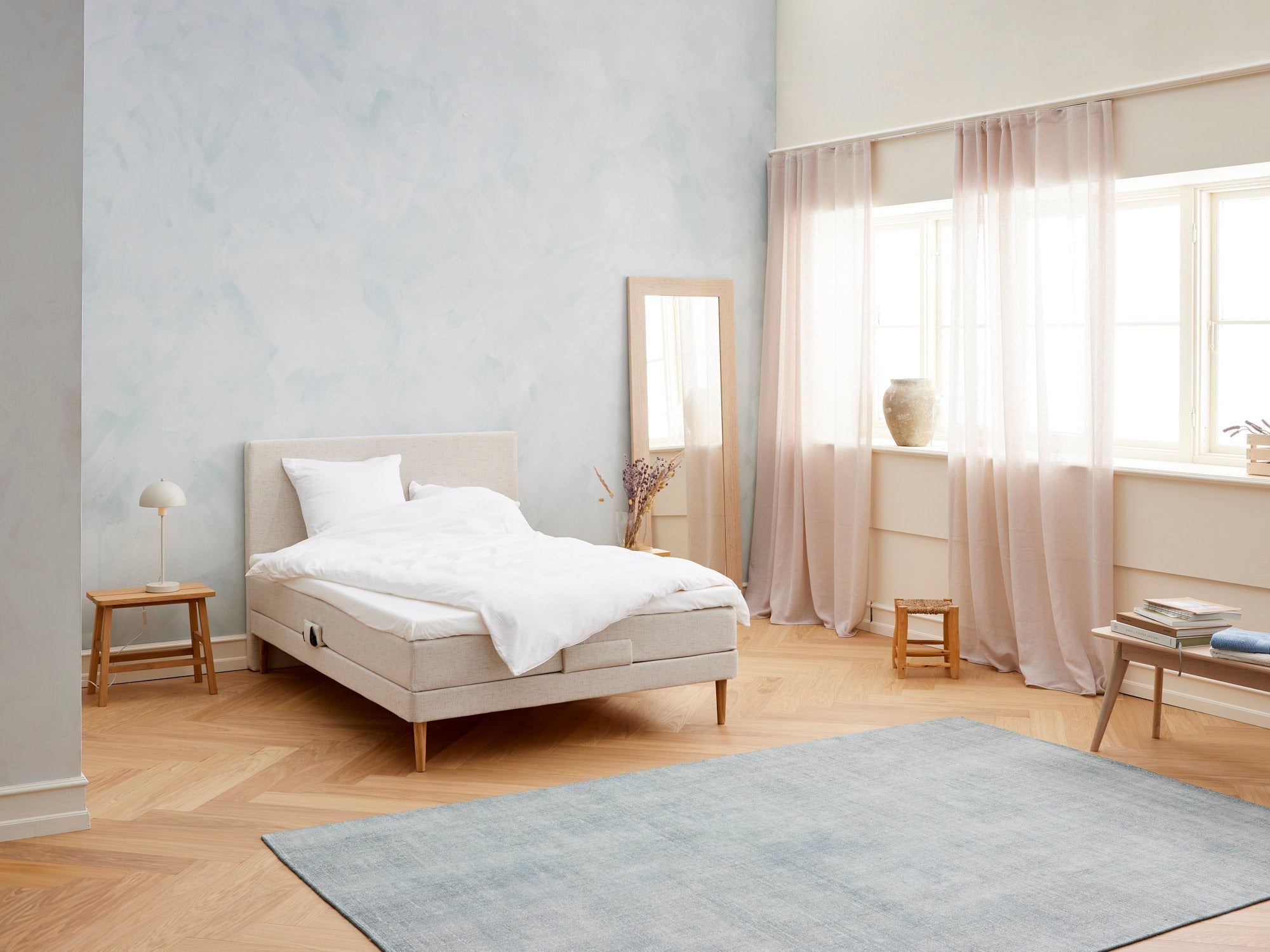 Majestæt - Kølende | Elevation (Sand) 120x200 cm.