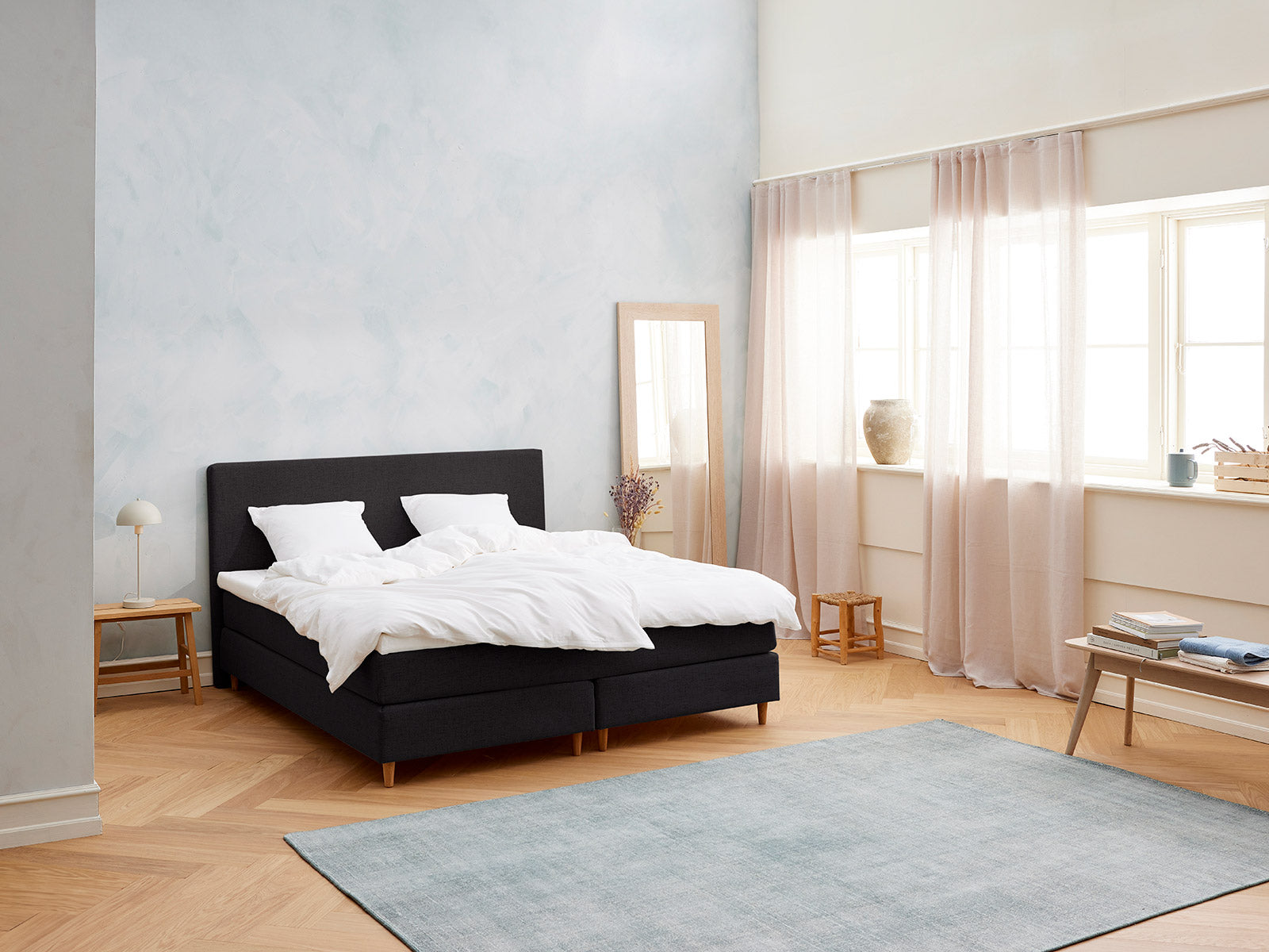 Majestæt - Kølende | Kontinental (Sort) 180x210 cm.