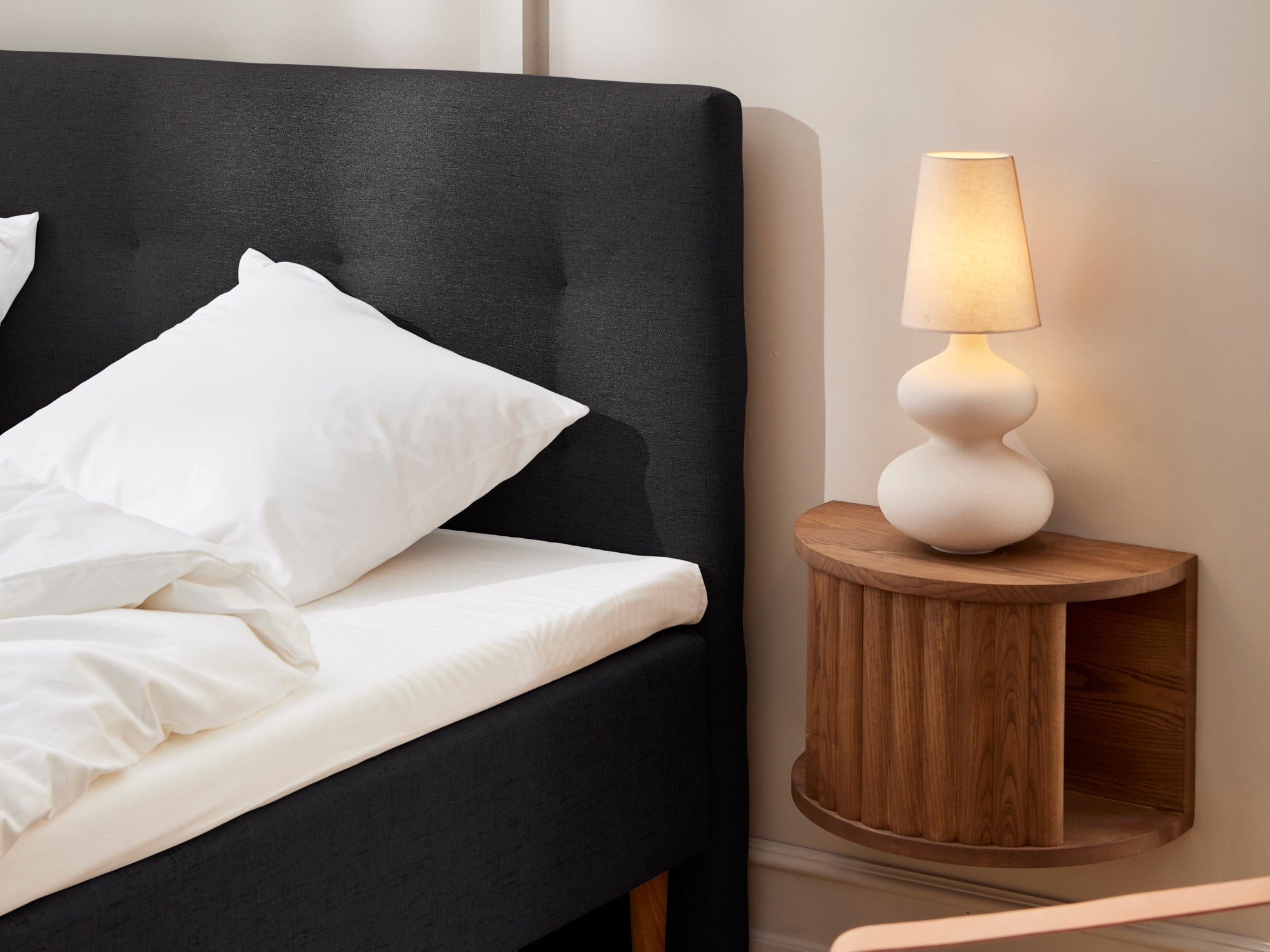 nordkap-modal-box-sort-105x210-cm