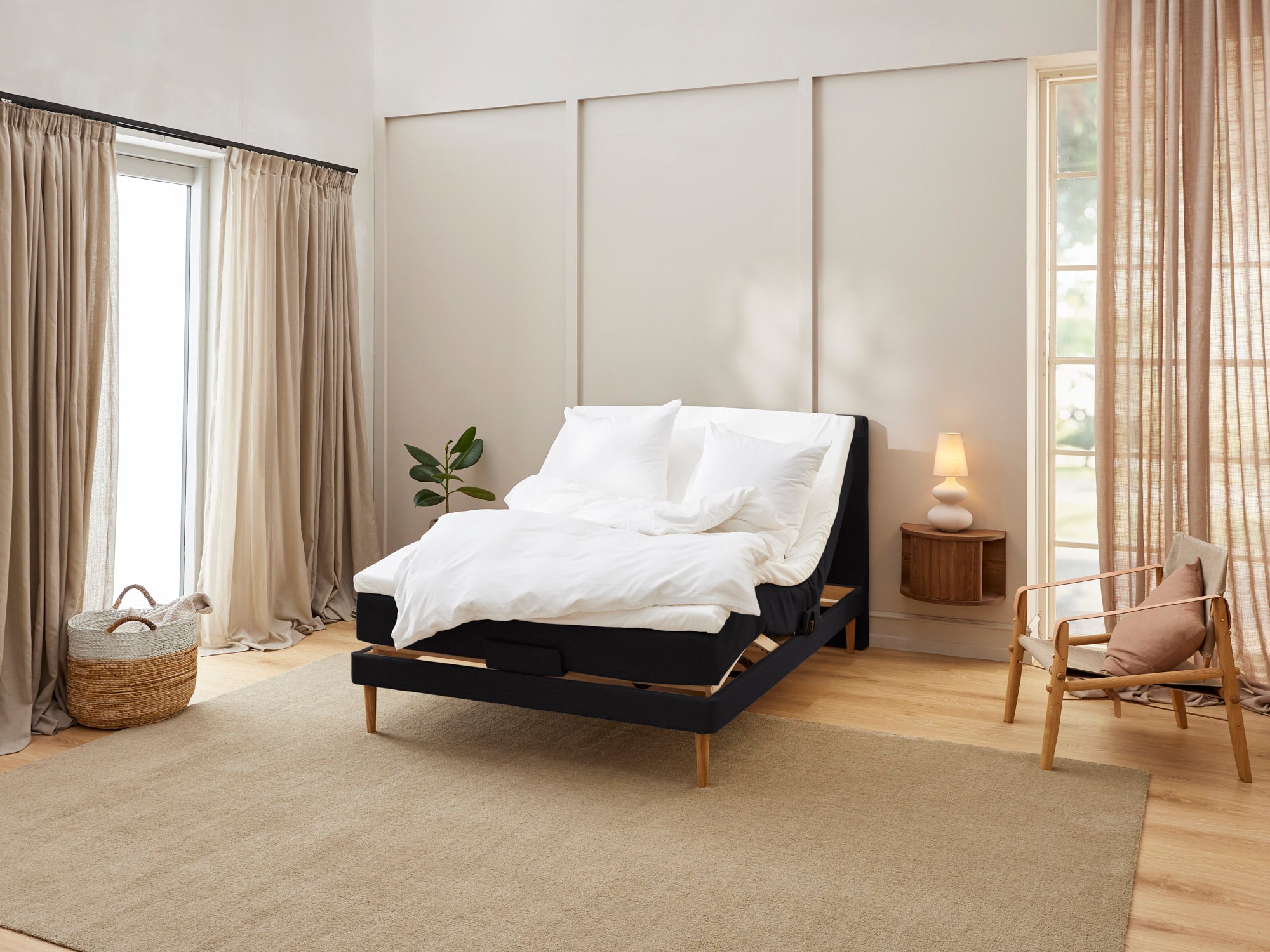 Krone - Komfort | Elevation (Sort) 140x200 cm.