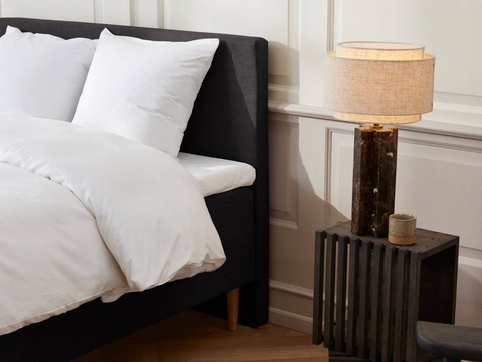 stockholm-modal-box-sort-140x200-cm