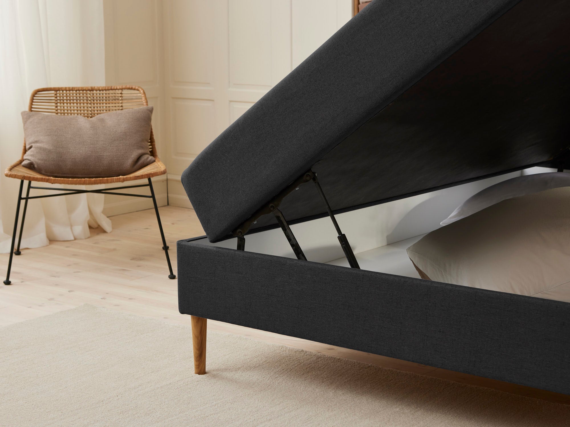 bergen-modal-sort-140x200-cm