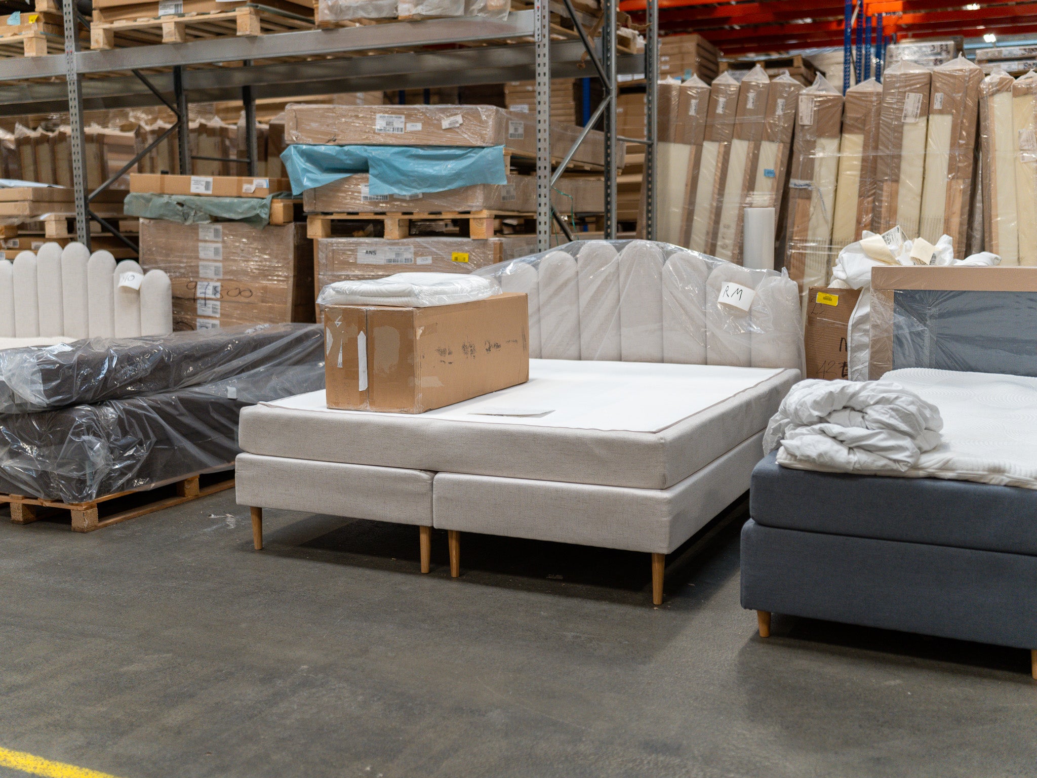 Kontinental 180x200 sand