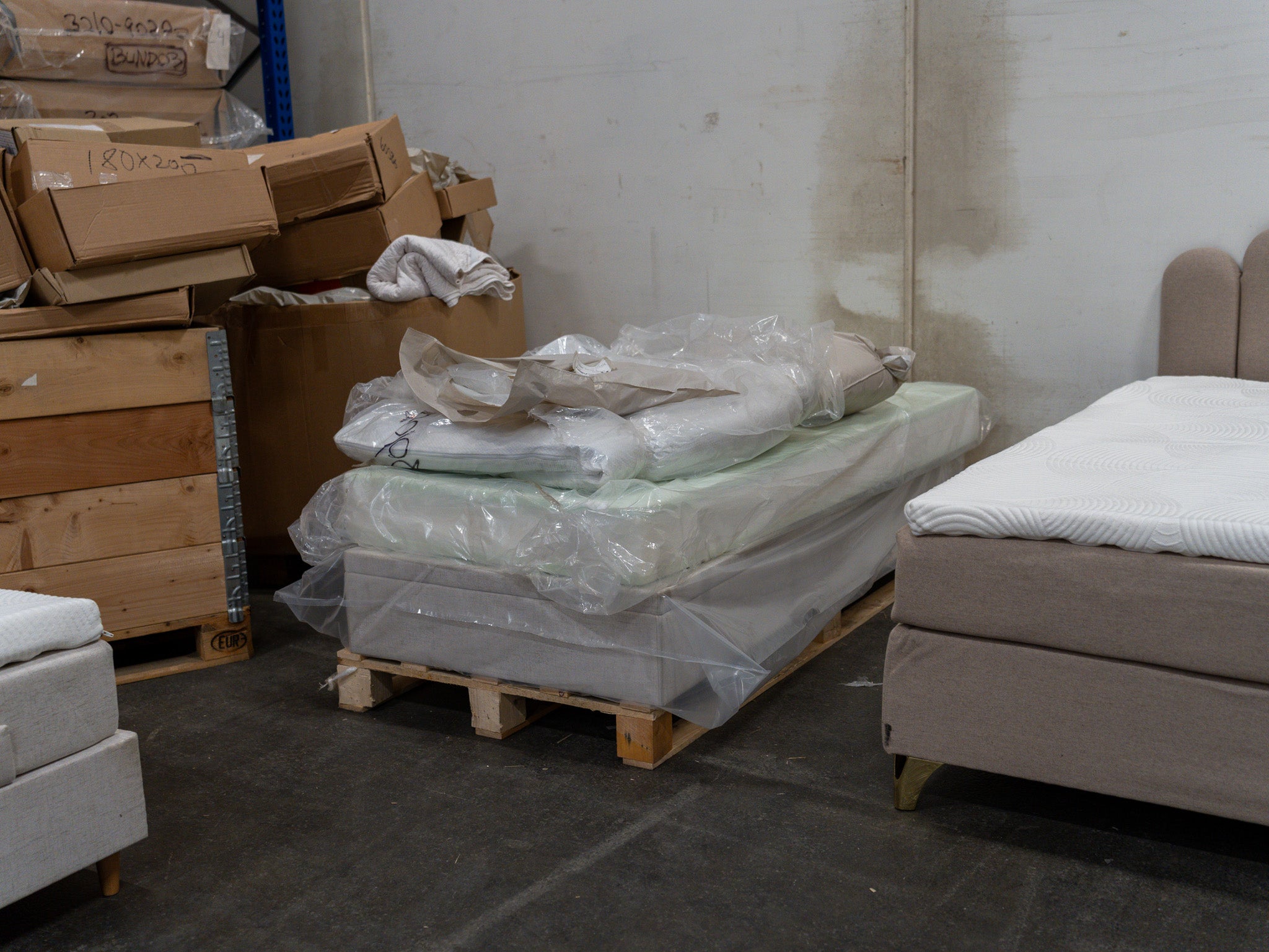 Opbevaringsboks 90x200 sand