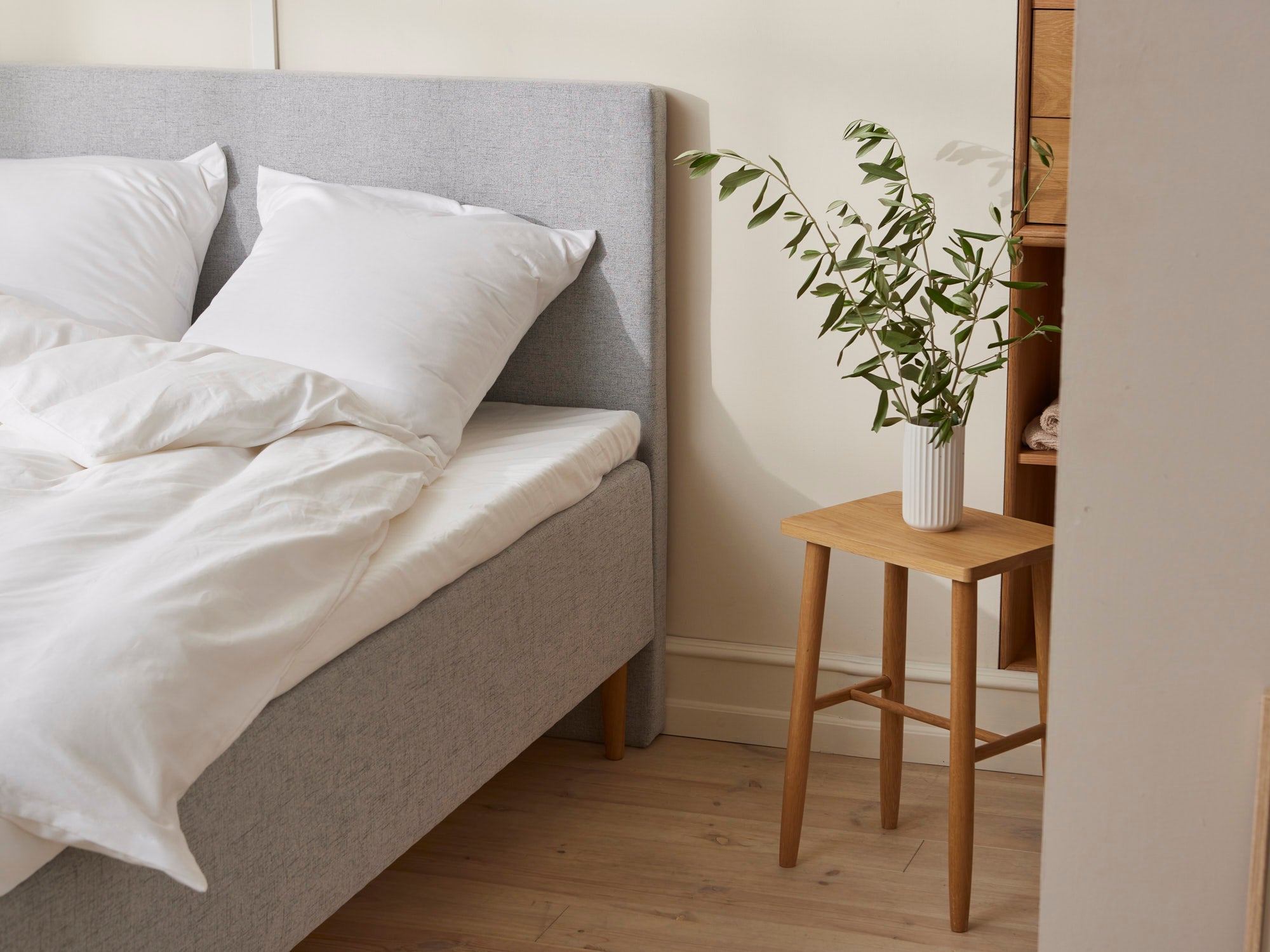 tromso-modal-box-lysegra-105x210-cm