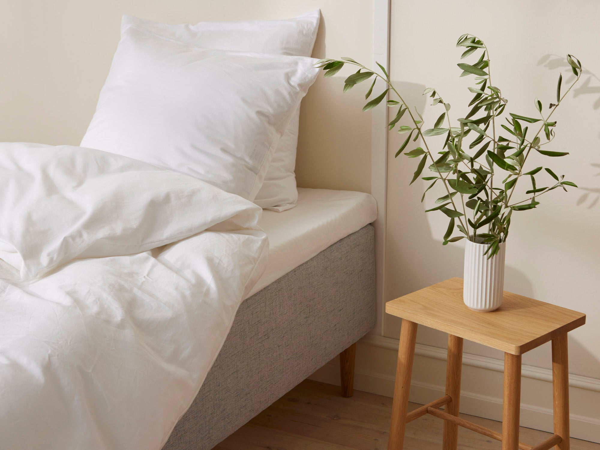 tromso-modal-box-lysegra-80x200-cm