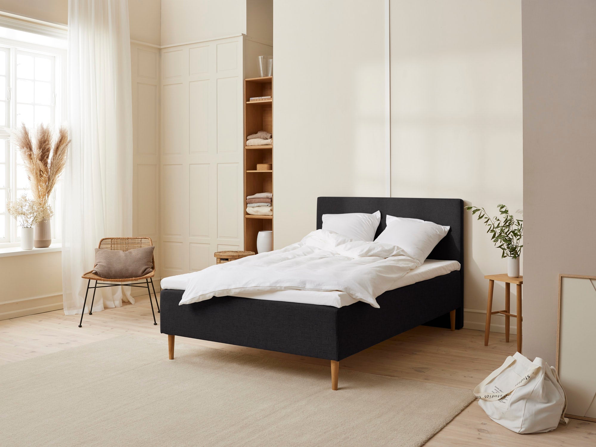 tromso-modal-box-sort-105x210-cm