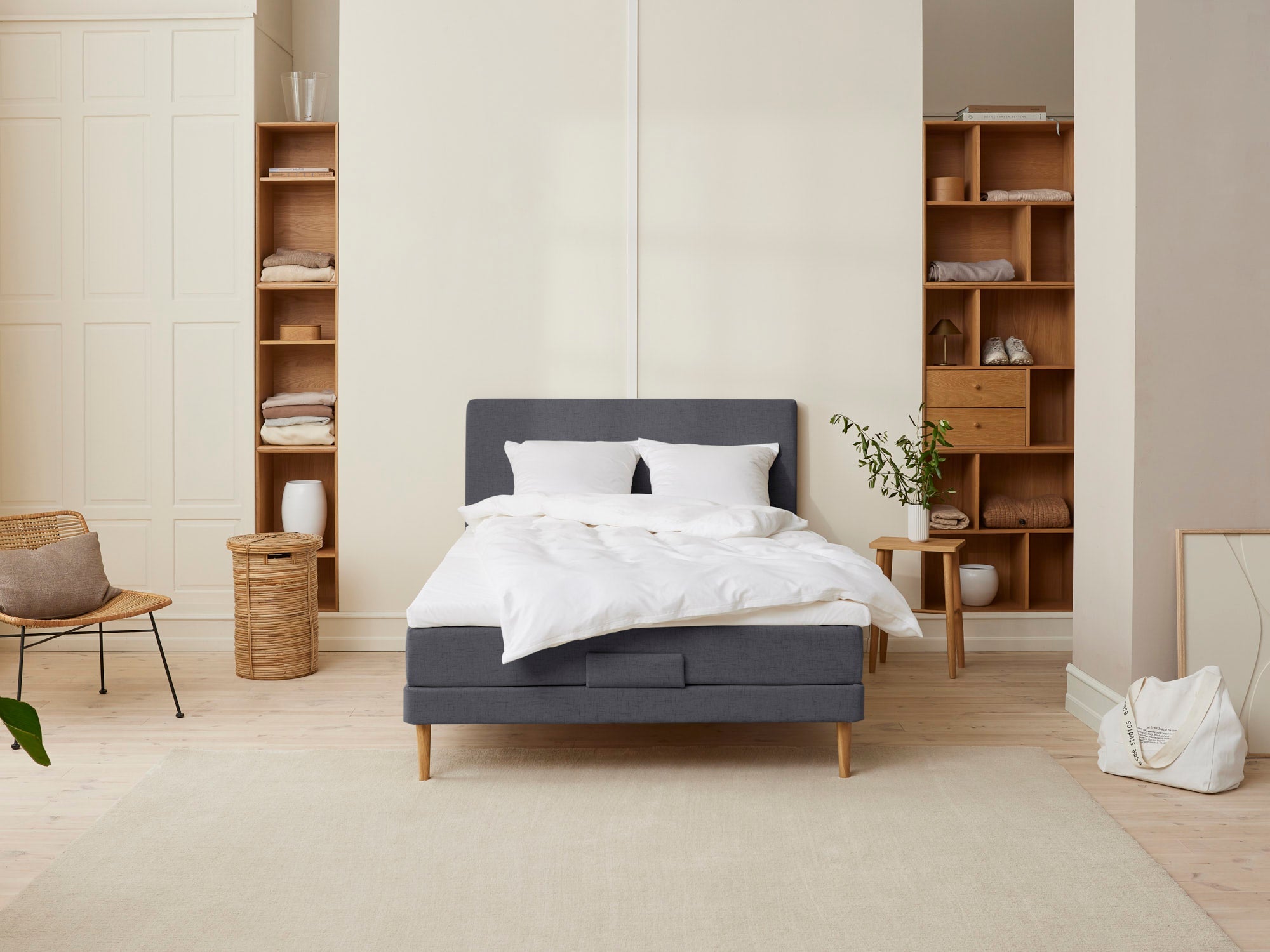 Majestæt - Trykaflastende | Elevation (Antracit) 120x200 cm.