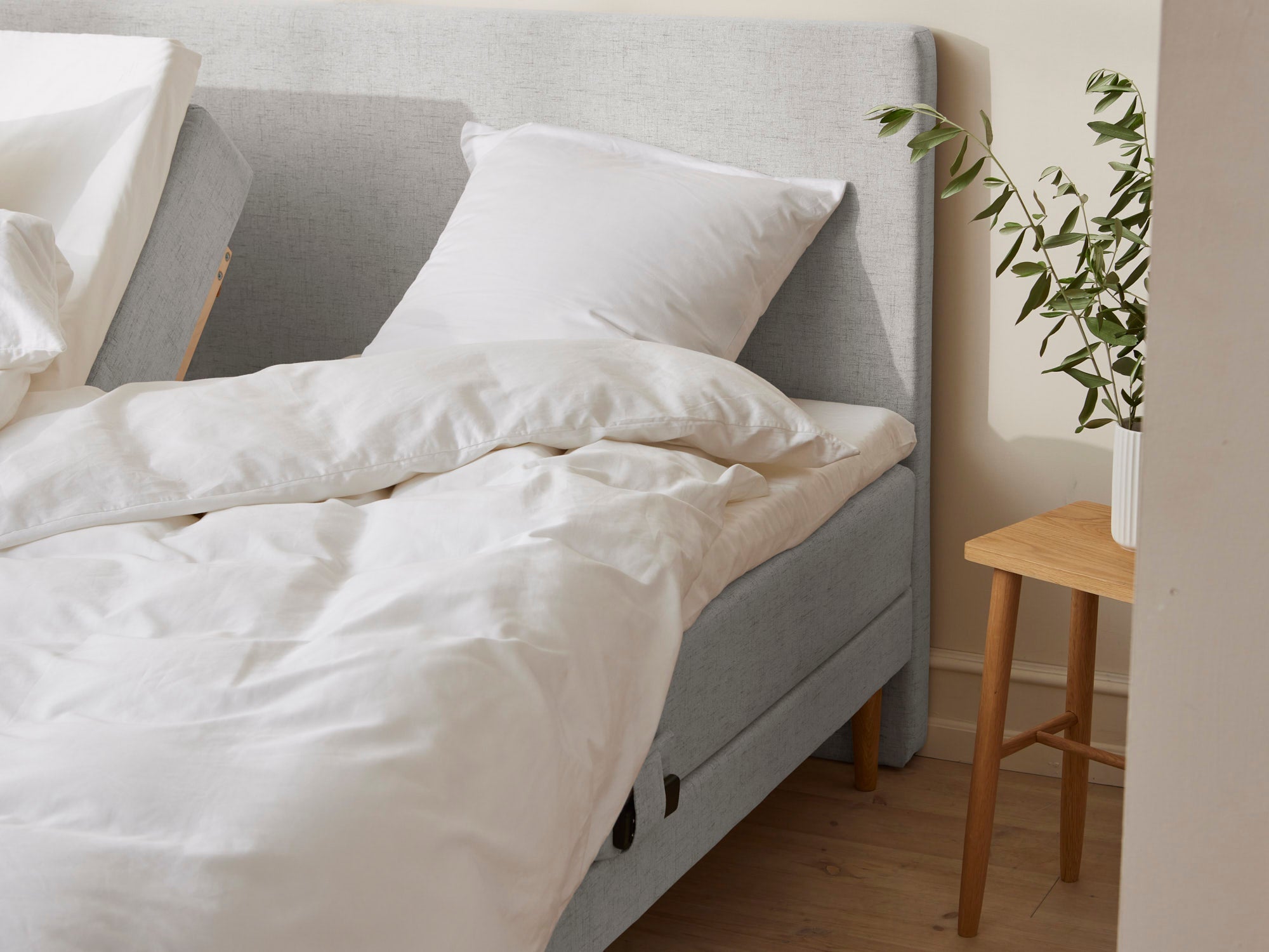 Fagmandens - Trykaflastende | Elevation (Lysegrå) 180x200 cm.