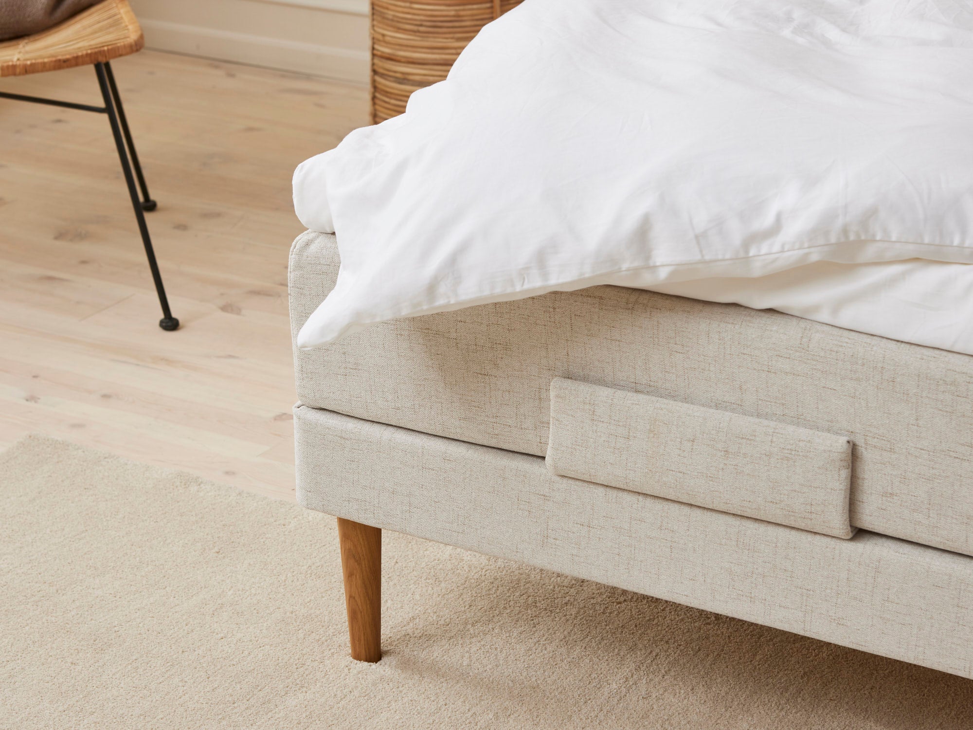 Majestæt - Trykaflastende | Elevation (Sand) 90x210 cm.