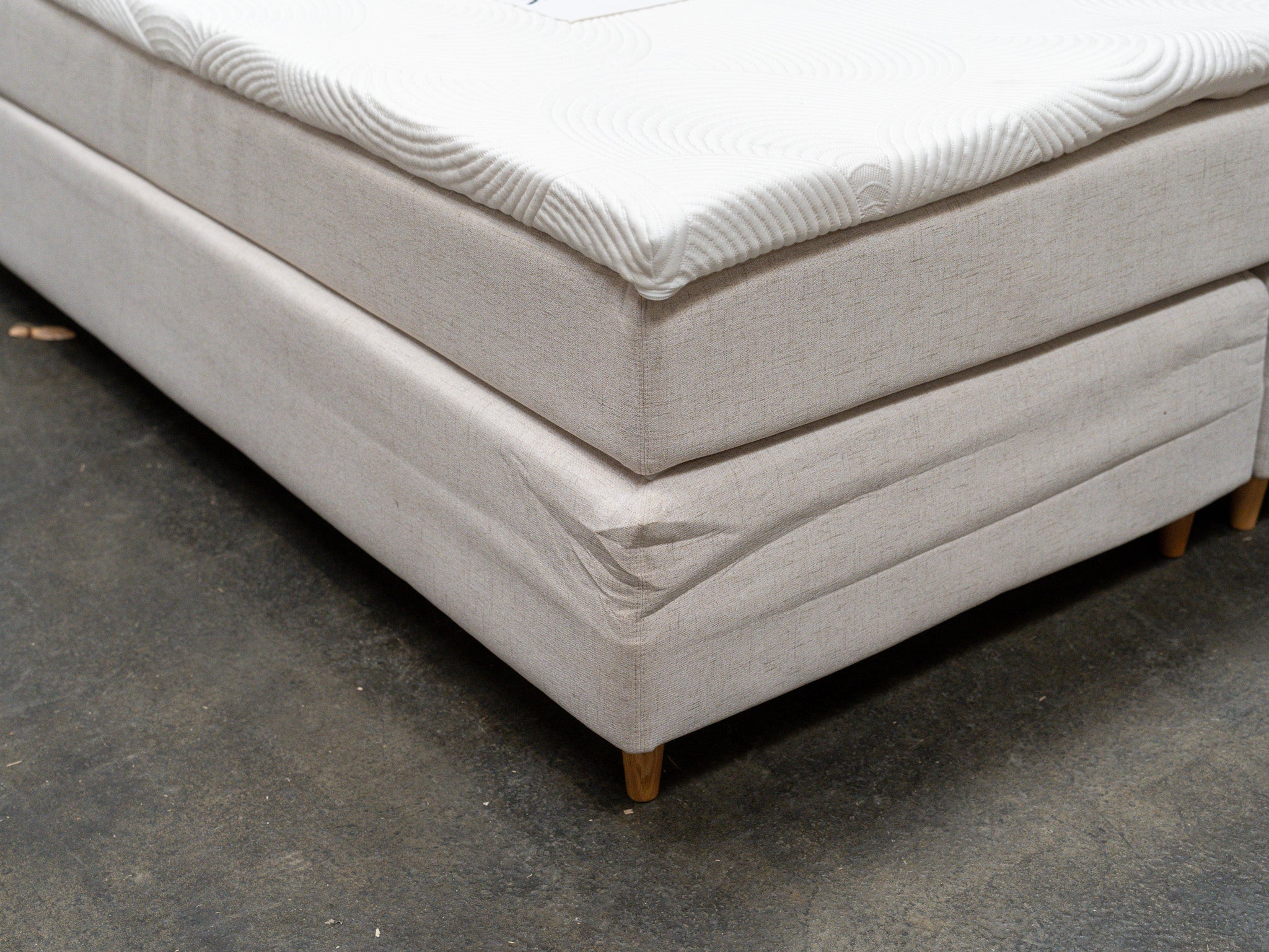 Kontinental 180x210 sand