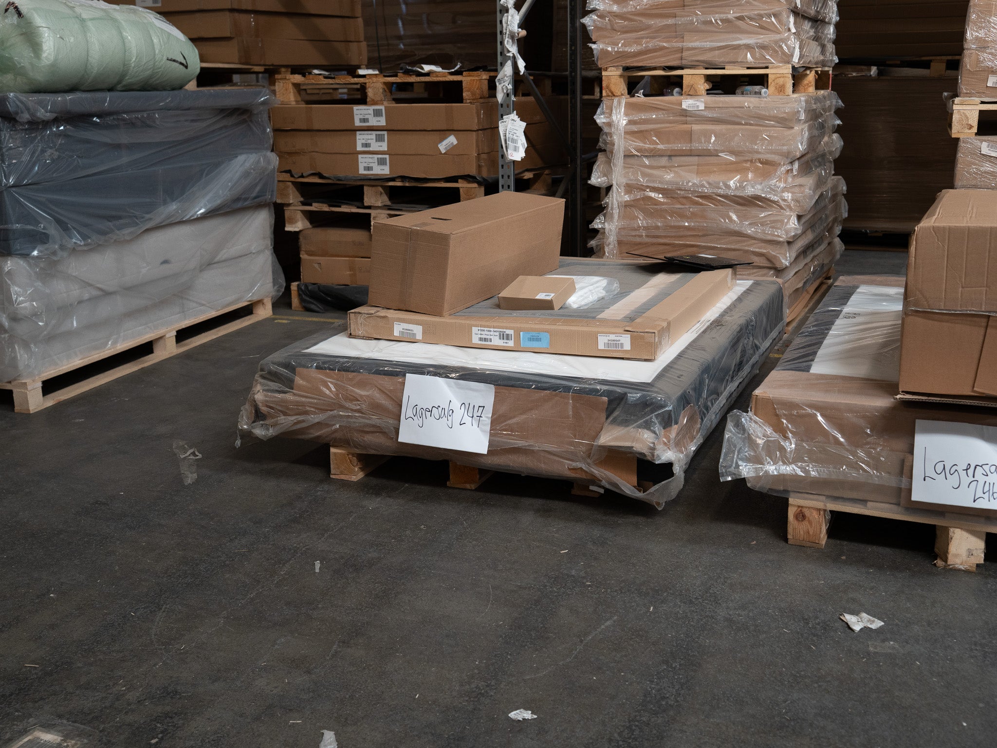 boksmadras 140x200 sort
