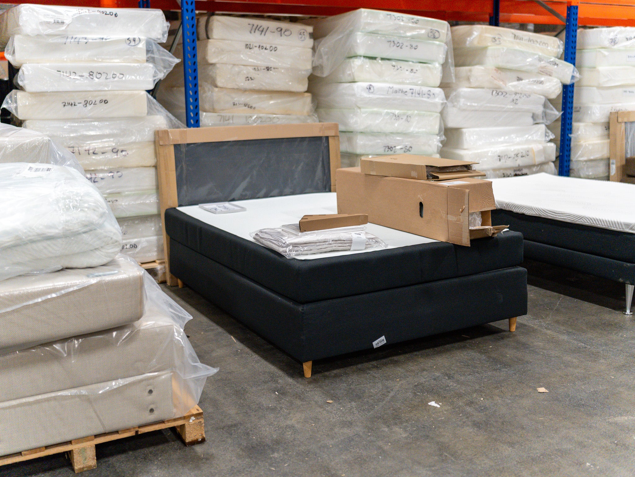 Kontinental 140x200 sort