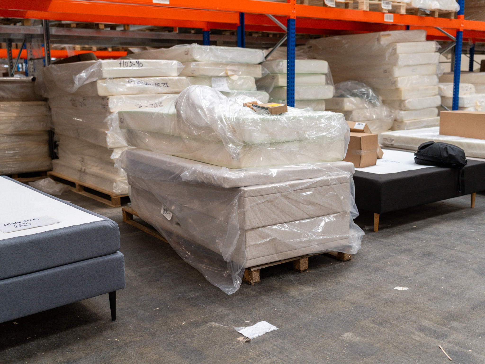 Opbevaringsboks 180x200 sand