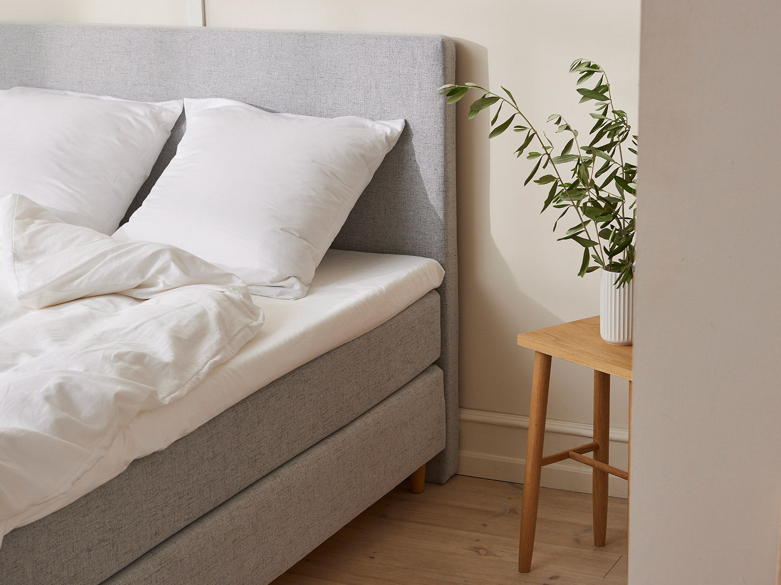 Fabrikkens - Trykaflastende | Kontinental (Lysegrå) 140x200 cm.