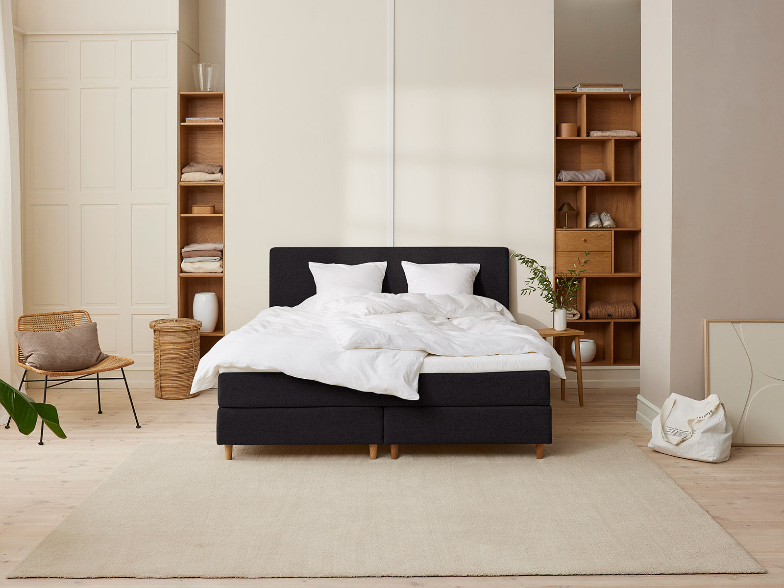 Fabrikkens - Trykaflastende | Kontinental (Sort) 180x200 cm.