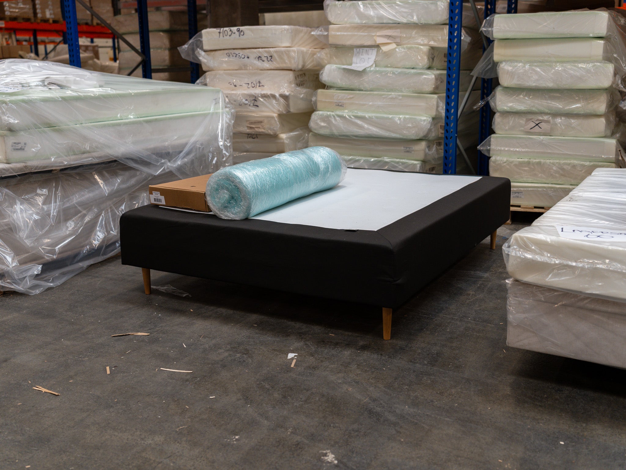 Boksmadras 160x200 sort (specialmål)