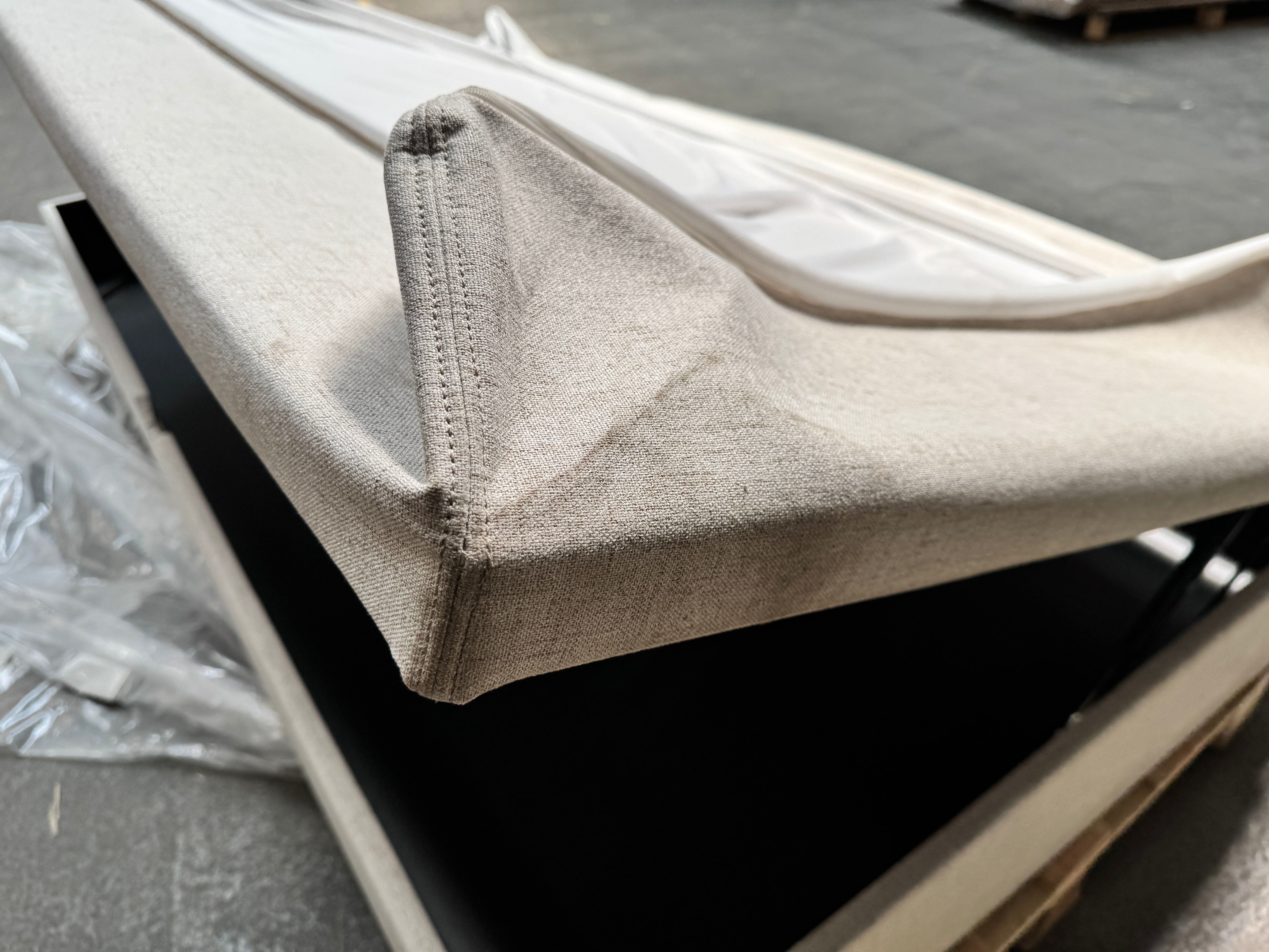 Opbevaringsboks 120x200 sand