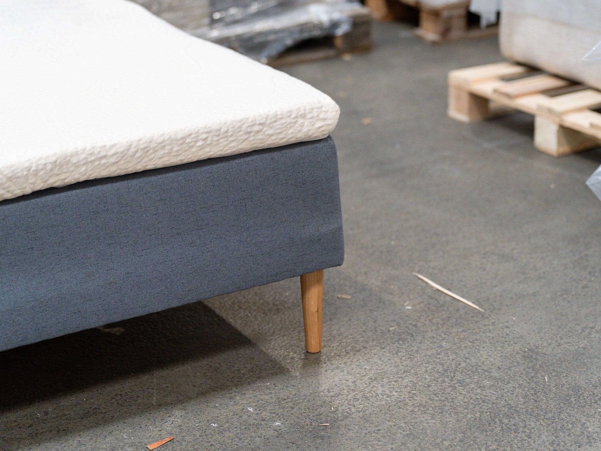 Boksmadras 140x200 mørkegrå