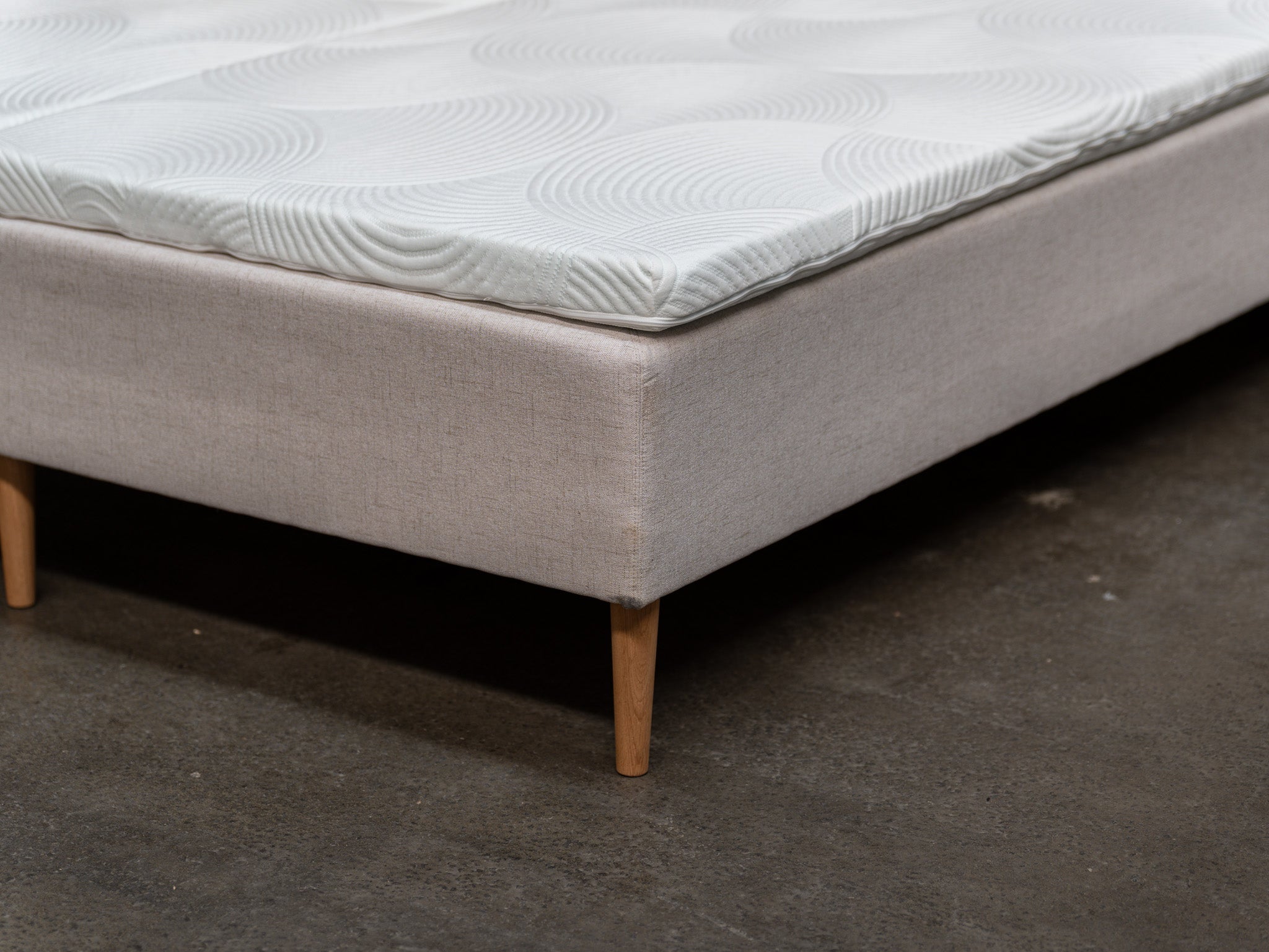 Boksmadras 180x200 sand