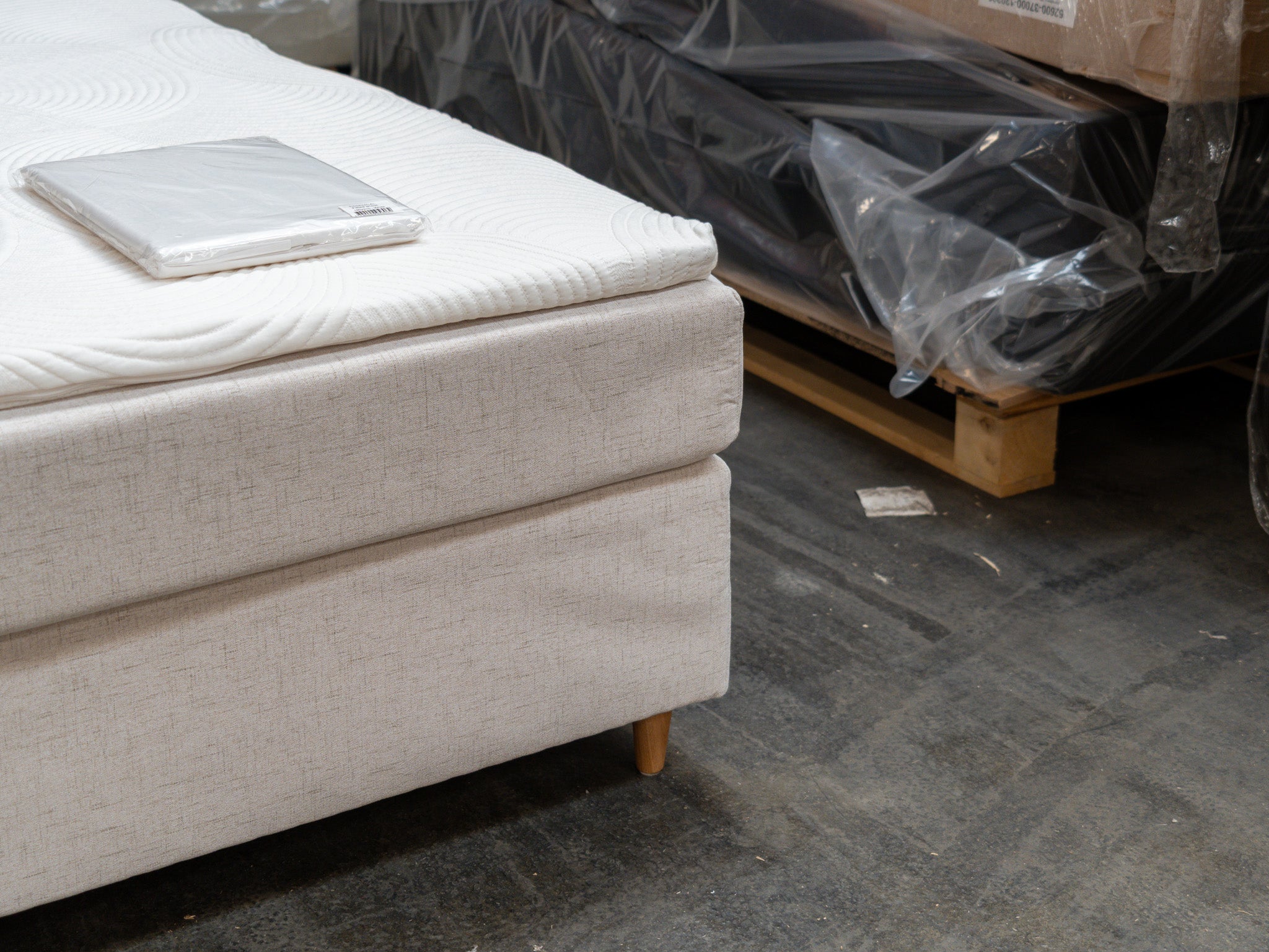 Retur - Kontinental | Kontinental (Sand) 180x210