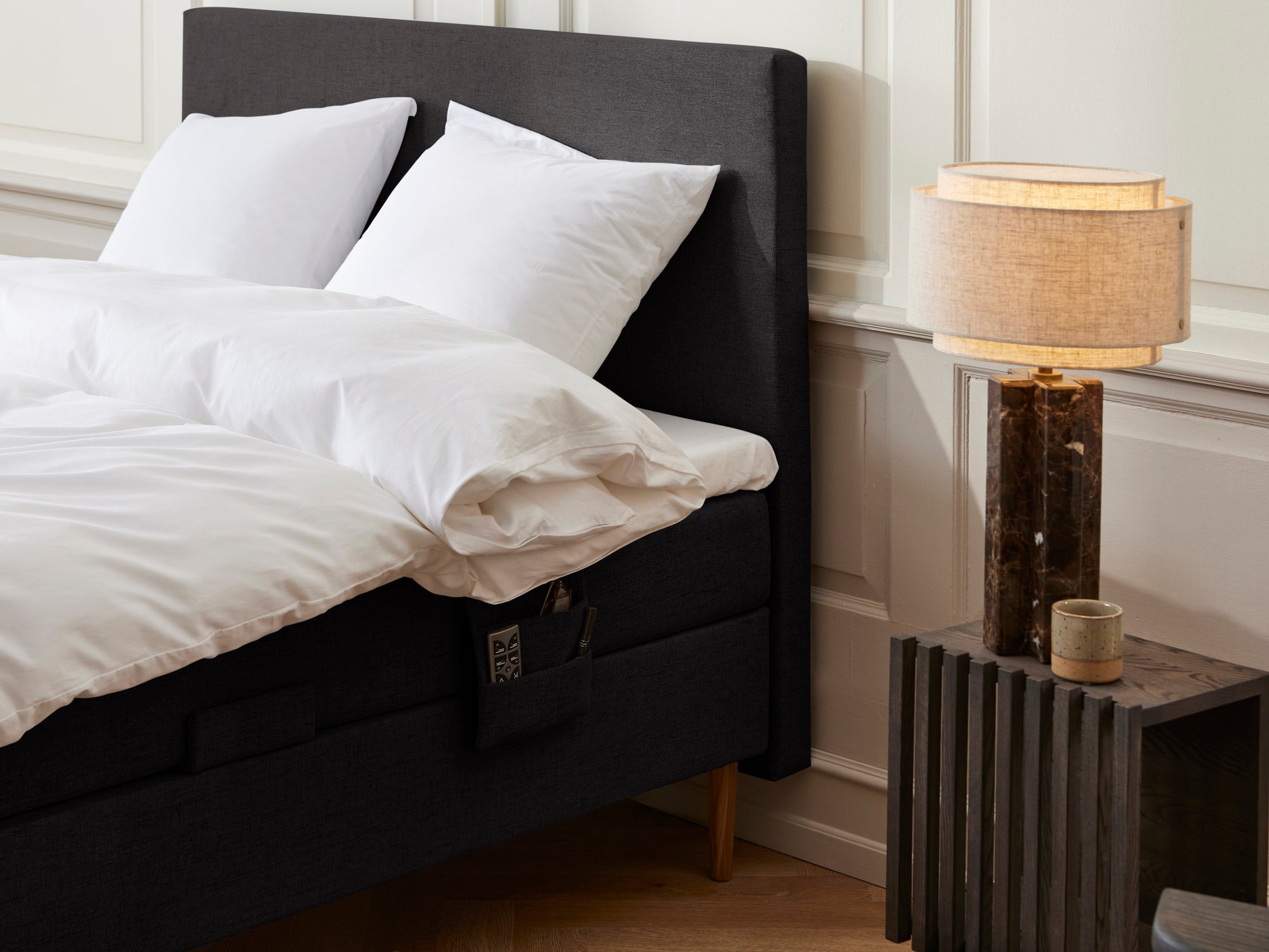 stockholm-linen-elevation-sort-105x210-cm