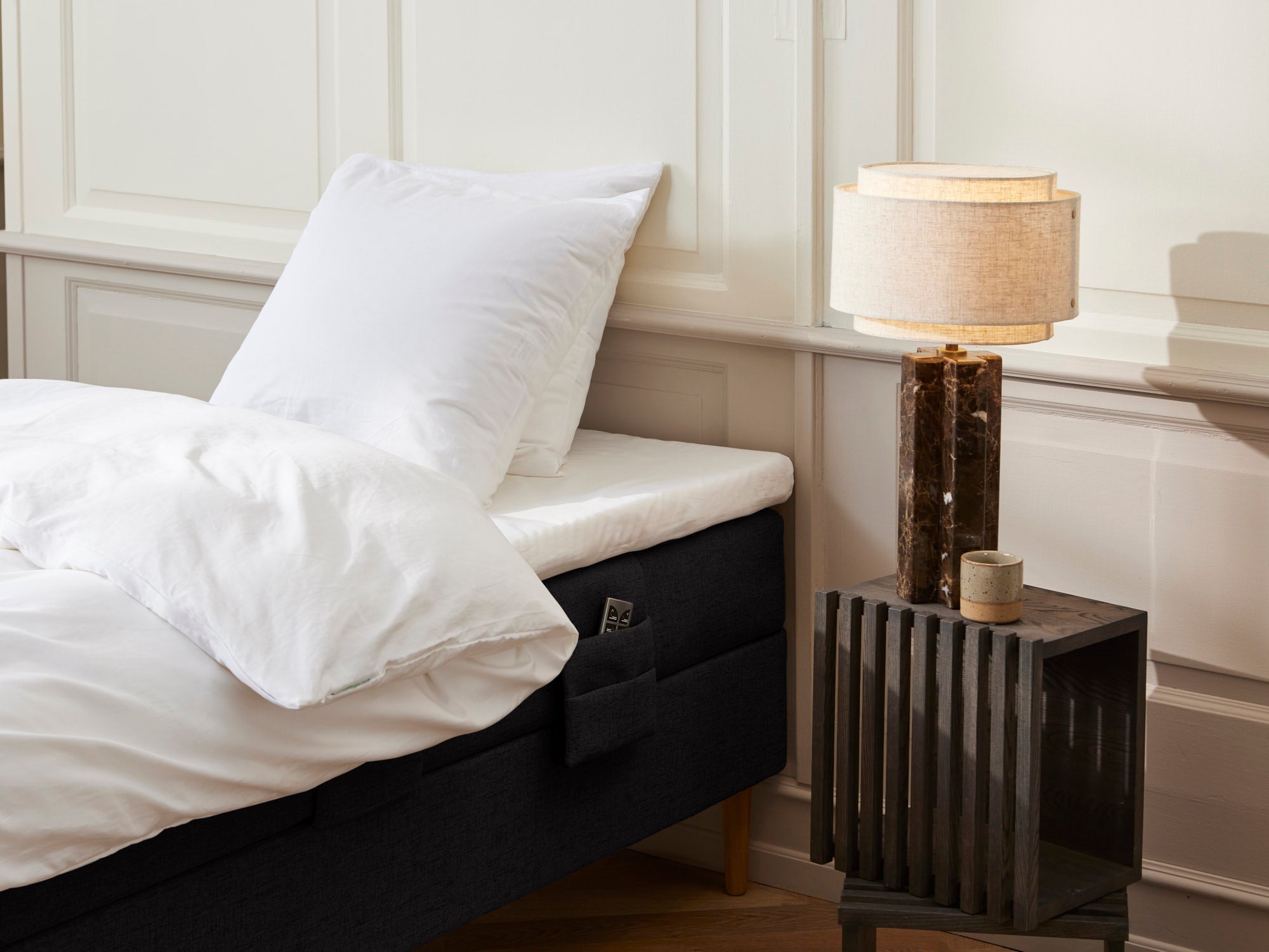 stockholm-linen-elevation-sort-90x200-cm