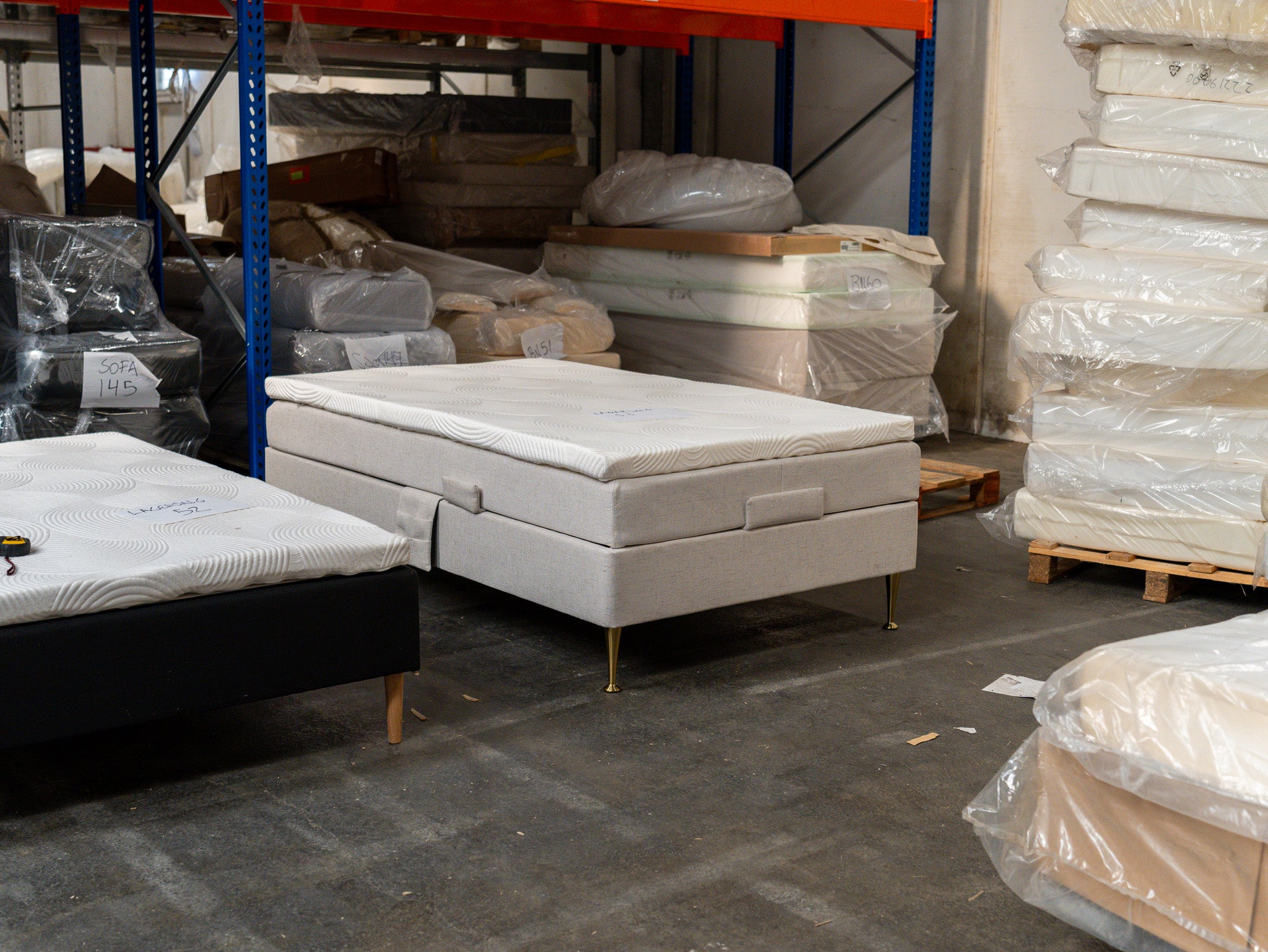 Elevation 120x200 sand