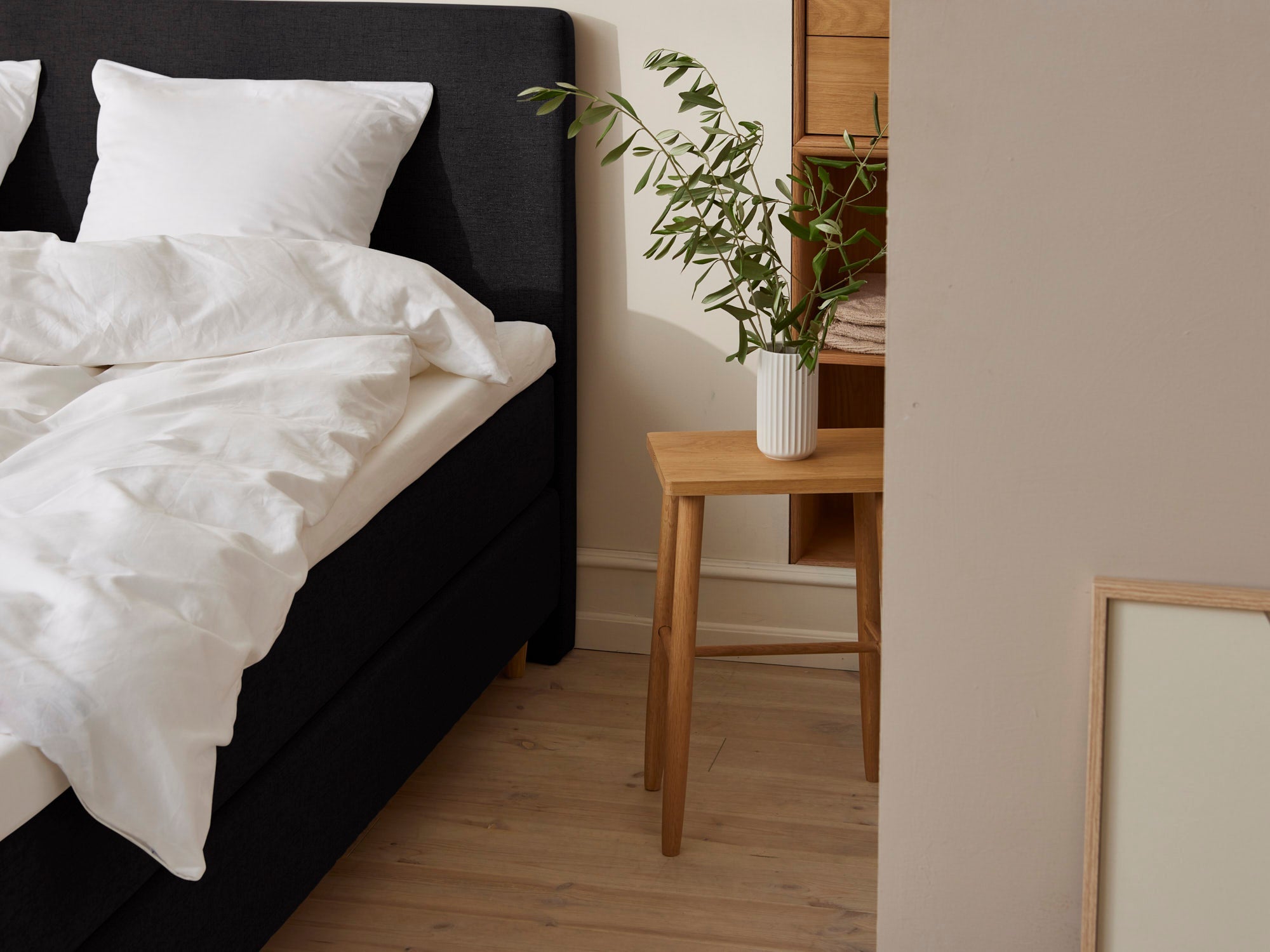 tromso-linen-sort-210x210-cm