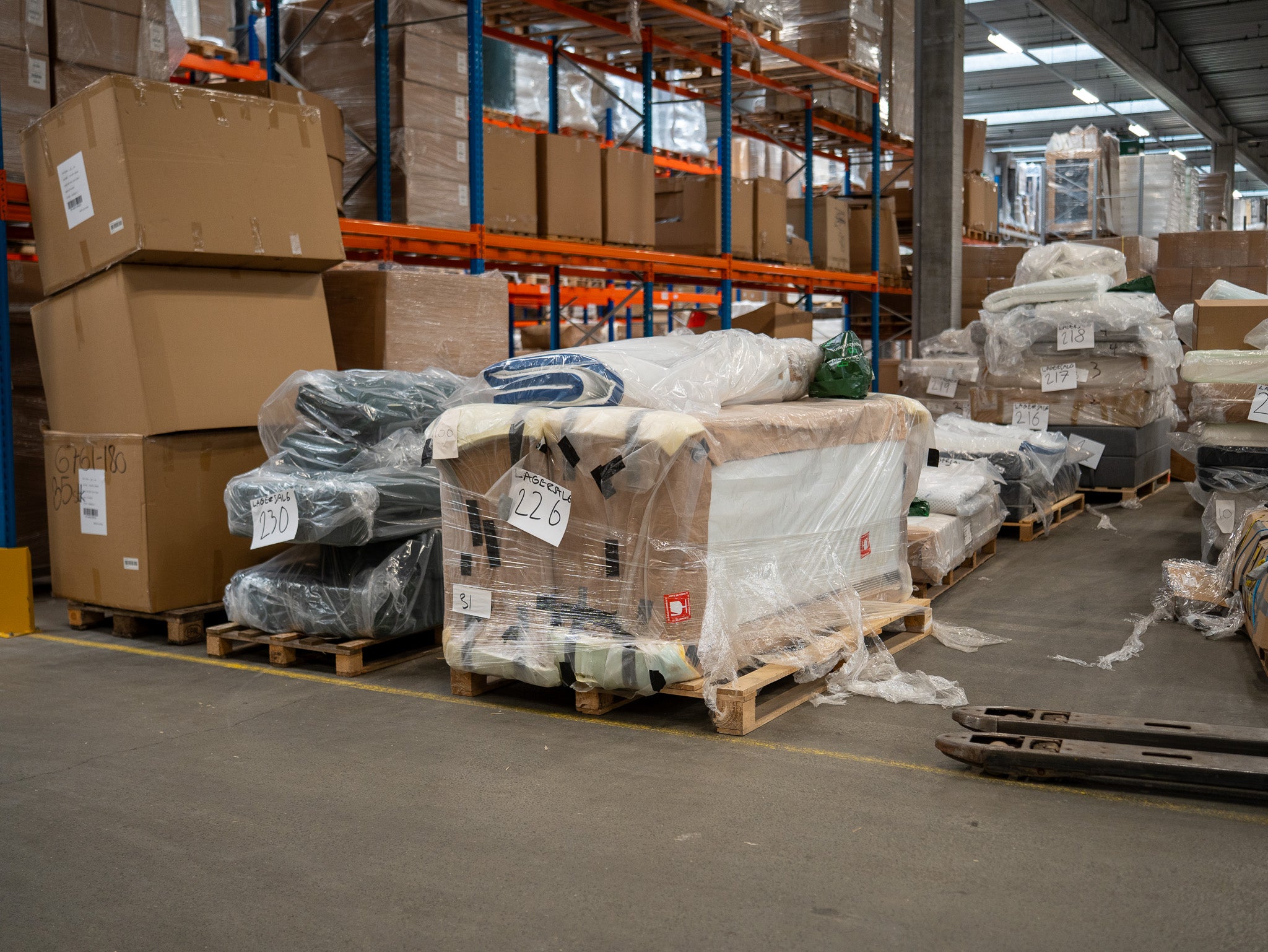 Boksmadras 180x210 mørkegrå