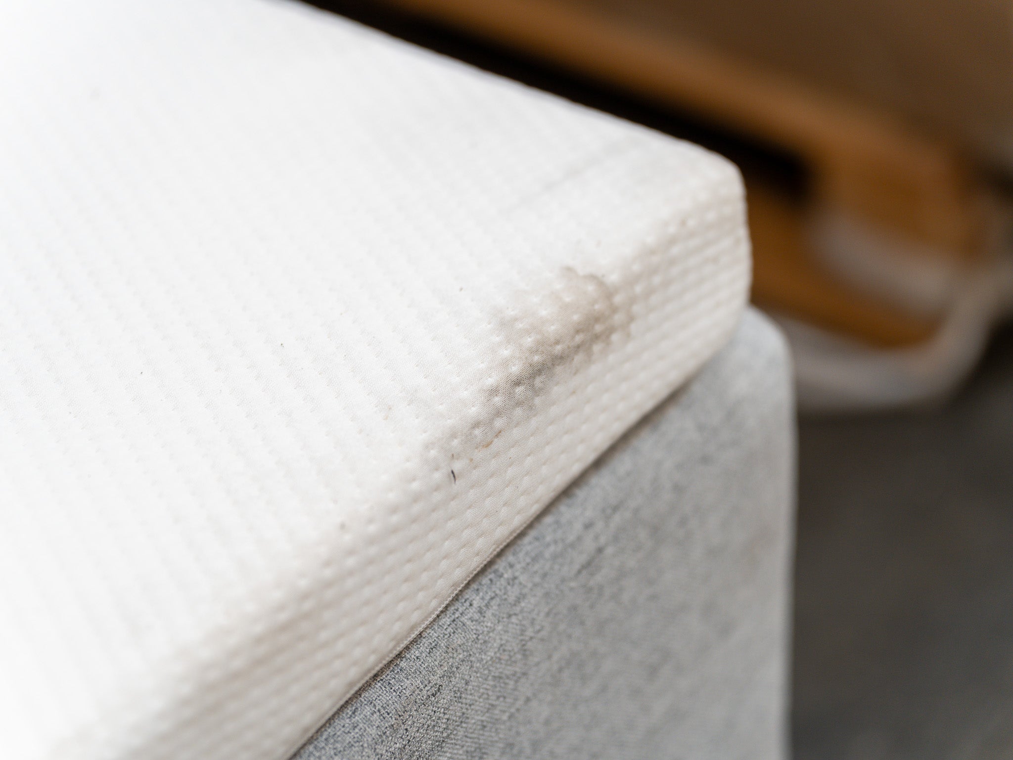 Boksmadras 80x200 grå