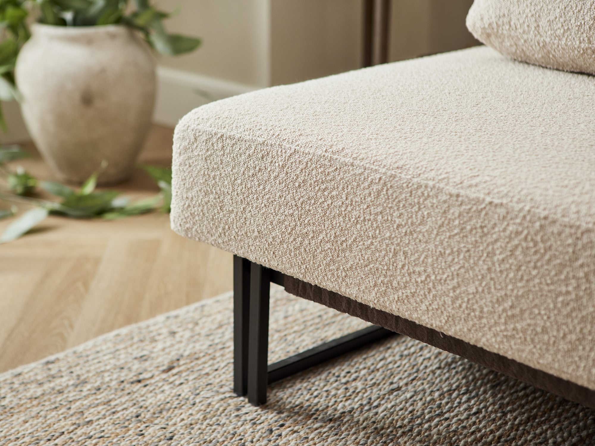Sovesofaen - Boucle | Sovesofa (Sand) 140x200 cm.