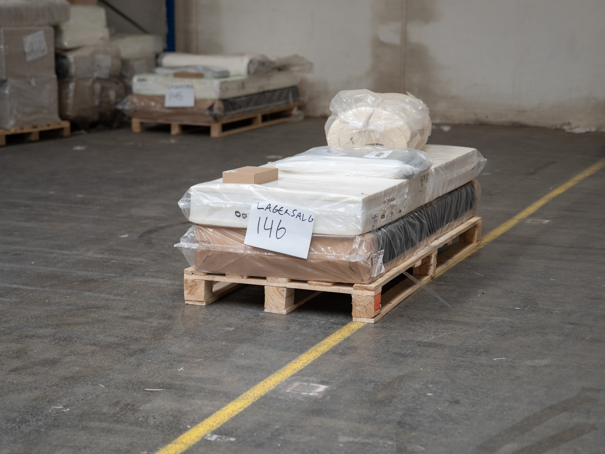 Kontinental 80x200 sort