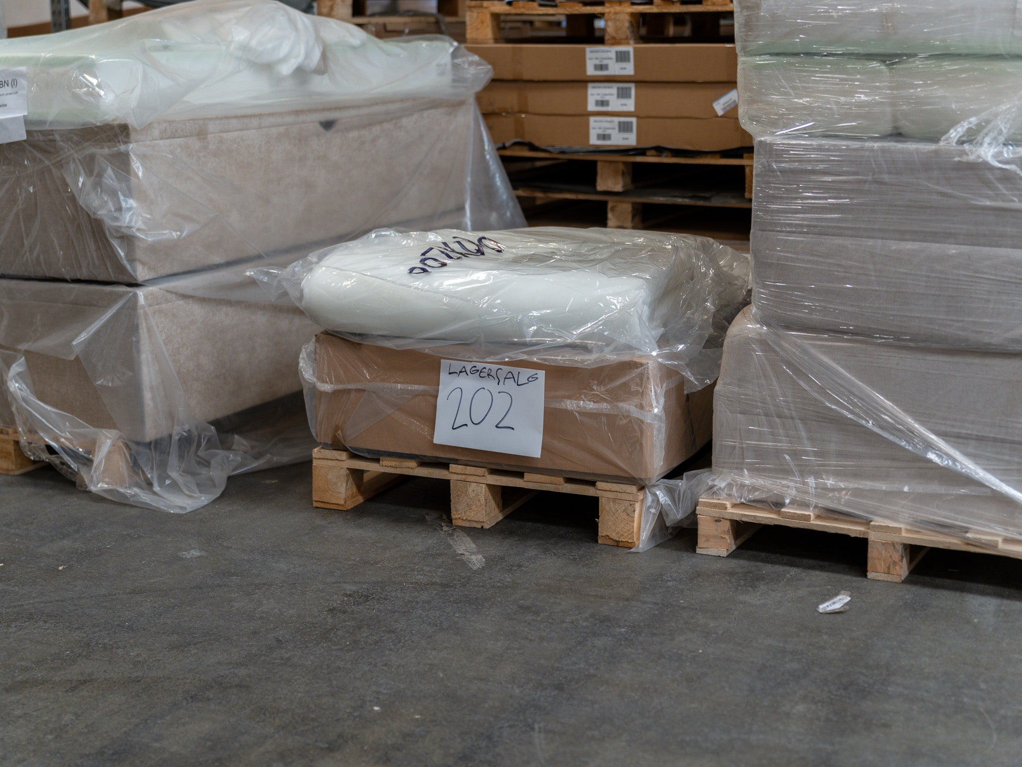 Boksmadras 90x200 mørkegrå